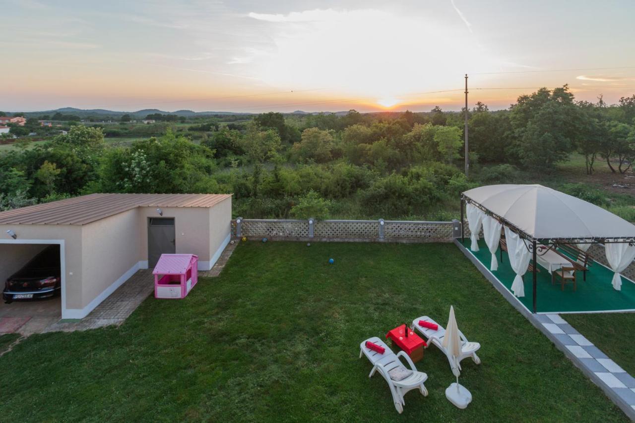 Apartment 50 Shades Of Grey Porec Exterior photo
