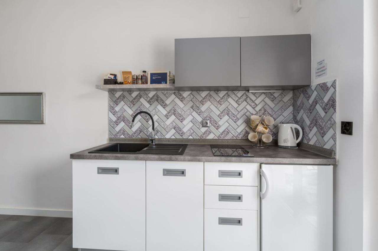 Apartment 50 Shades Of Grey Porec Exterior photo